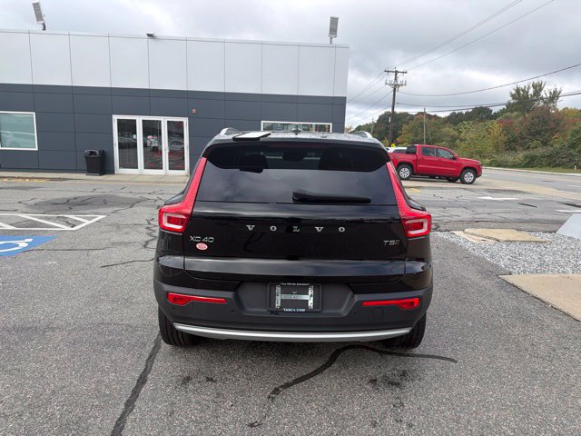 Used 2020 Volvo XC40 T5 Momentum AWD/4WD image 6