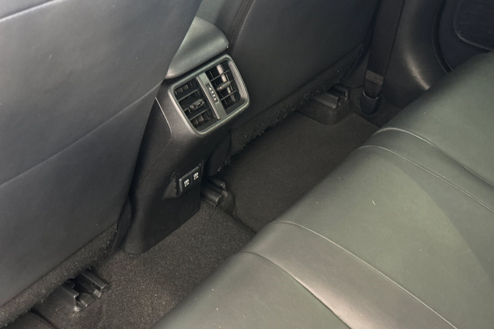 Used 2020 Lexus UX 250h w/ Accessory Package 2 AWD/4WD image 16