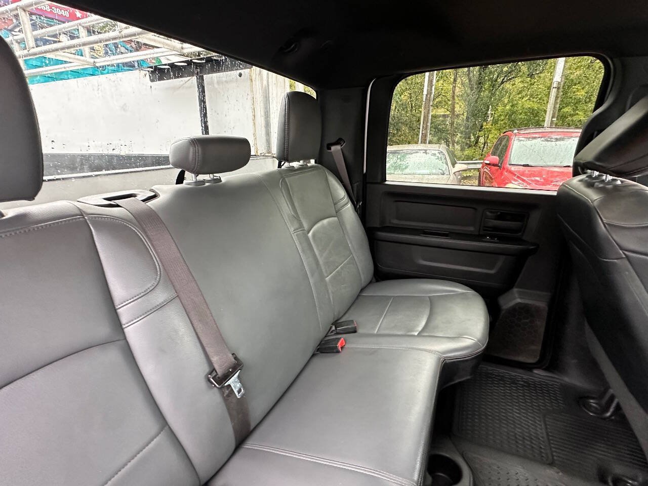 Used 2021 RAM 2500 Tradesman w/ Chrome Appearance Group RWD image 12