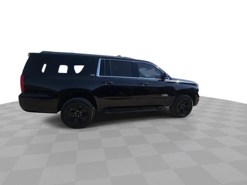 Certified 2019 Chevrolet Suburban LT AWD/4WD image 9