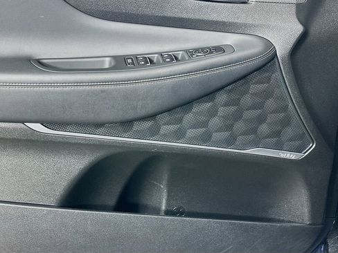 Used 2019 Hyundai Santa Fe FWD image 19