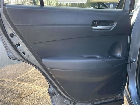 Used 2023 Toyota Corolla Cross XLE image 14