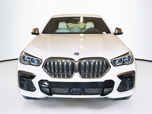 Used 2023 BMW X6 M50i w/ Executive Package AWD/4WD image 2