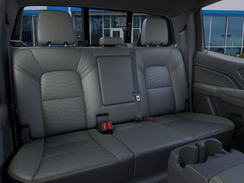 New 2026 Chevrolet Colorado ZR2 w/ Midnight Edition AWD/4WD image 17