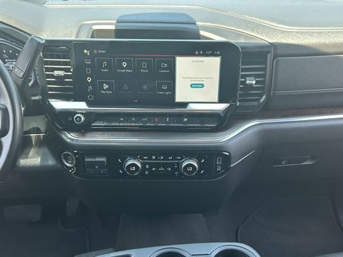 Certified 2025 GMC Sierra 1500 SLT AWD/4WD image 16