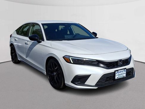 Certified 2024 Honda Civic Sport image 2