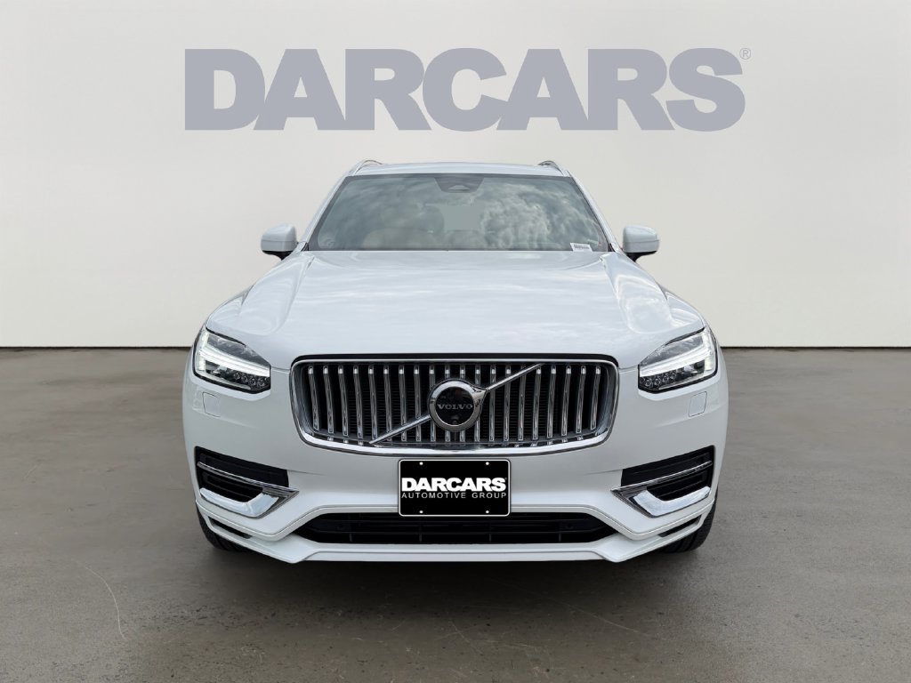 Certified 2025 Volvo XC90 T8 Ultra AWD/4WD image 2