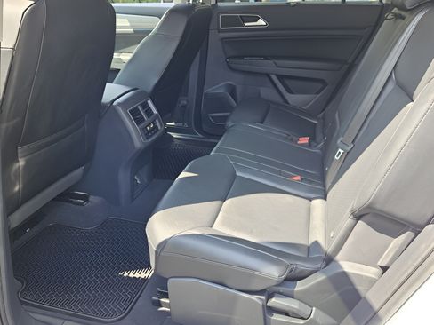 Used 2019 Volkswagen Atlas SE FWD image 10