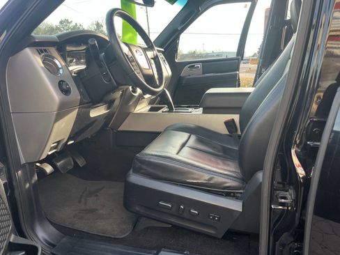 Used 2017 Ford Expedition EL XLT w/ Equipment Group 202A image 19