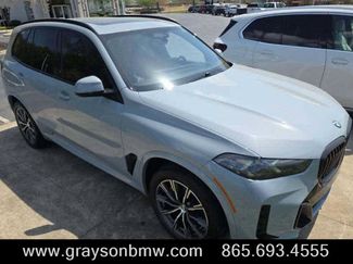 Used 2024 BMW X5 xDrive40i w/ M Sport Package video 1