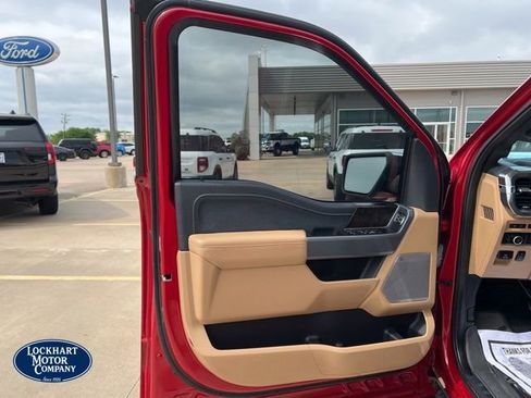 Used 2021 Ford F150 Lariat RWD image 11