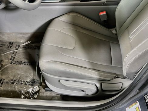 Used 2023 Hyundai Elantra SEL FWD image 18
