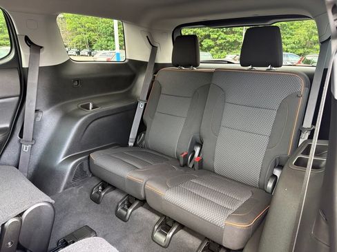 Certified 2023 GMC Acadia AT4 AWD/4WD image 35