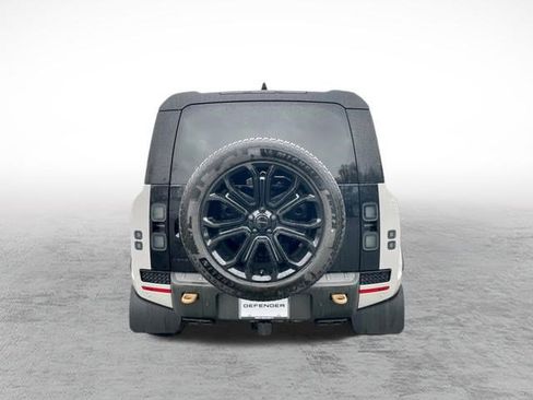 New 2026 Land Rover Defender 110 OCTA AWD/4WD image 6