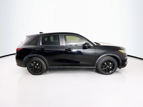 Used 2023 Honda HR-V Sport image 2