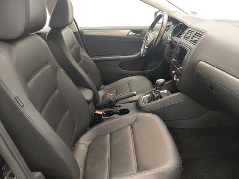 Used 2016 Volkswagen Jetta SE FWD image 21