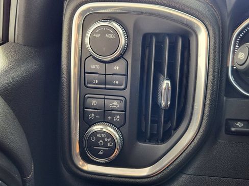 Used 2022 GMC Sierra 1500 AT4 w/ AT4 Premium Package AWD/4WD image 27