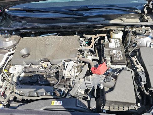 Used 2019 Toyota Camry SE w/ Carpet Mat Package image 13