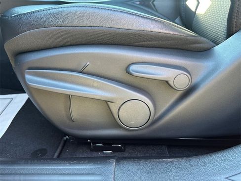 New 2026 Jeep Compass Latitude image 25