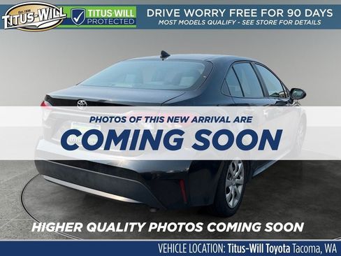 Used 2022 Toyota Corolla LE FWD image 4
