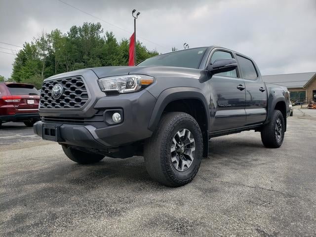 Used 2023 Toyota Tacoma TRD Off-Road AWD/4WD image 3