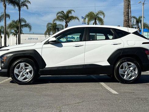 Certified 2026 Hyundai Kona SE image 7