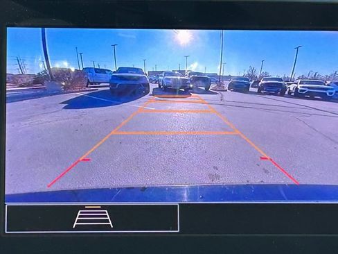 Used 2023 Chevrolet Malibu LT image 14