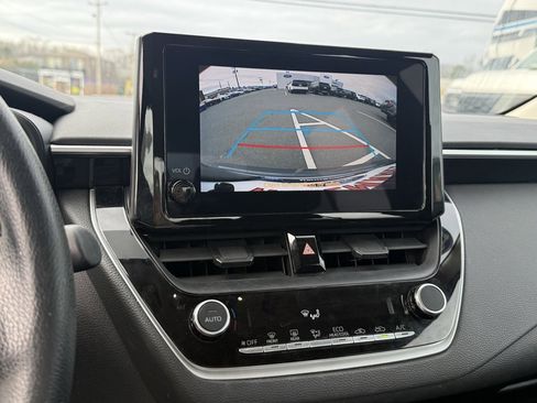 Used 2023 Toyota Corolla LE image 23