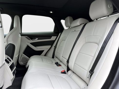 New 2026 Jaguar F-PACE R-Dynamic S AWD/4WD image 9