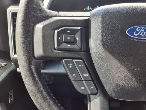 Used 2020 Ford F150 XLT w/ Equipment Group 302A Luxury AWD/4WD image 18