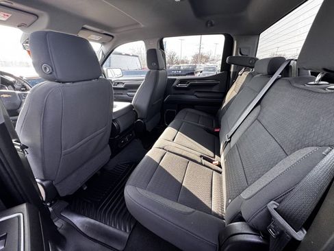 Used 2022 Chevrolet Silverado 1500 LT image 6