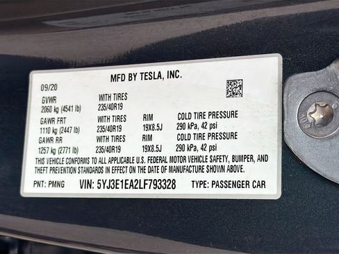 Used 2020 Tesla Model 3 Standard Range Plus image 40