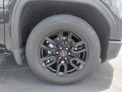 Used 2023 GMC Sierra 1500 Elevation RWD image 10