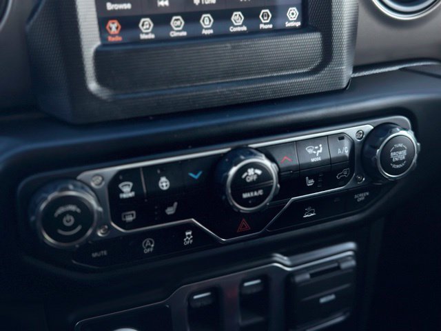 Used 2022 Jeep Wrangler Sport AWD/4WD image 15