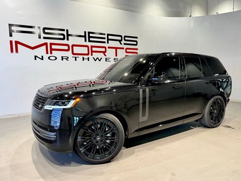 Used 2025 Land Rover Range Rover SE image 7