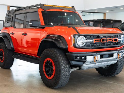 Used 2023 Ford Bronco Raptor image 3
