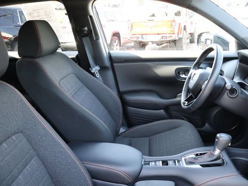 Certified 2025 Honda HR-V Sport image 8