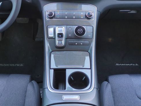 Certified 2022 Hyundai Santa Fe SEL image 18