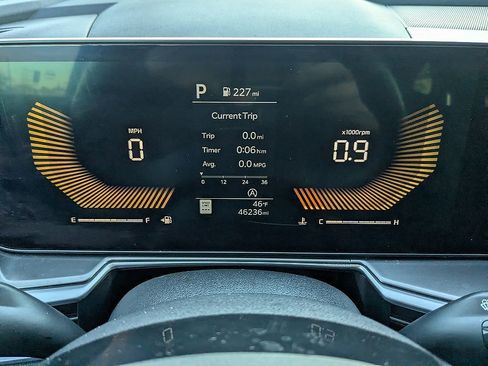 Used 2024 Kia Sorento S FWD image 33