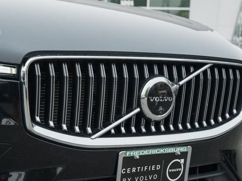 Certified 2023 Volvo XC60 B5 Plus w/ Climate Package AWD/4WD image 12