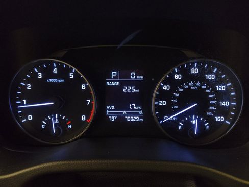 Used 2018 Hyundai Elantra SE FWD image 23