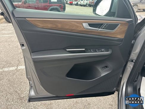 Used 2024 Volkswagen Atlas SE image 59