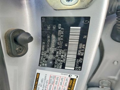 Used 2022 Toyota 4Runner SR5 AWD/4WD image 12