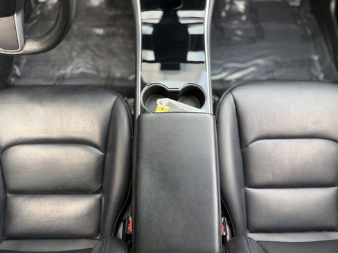 Used 2018 Tesla Model 3 image 47