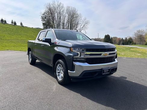 Certified 2021 Chevrolet Silverado 1500 LT AWD/4WD image 1