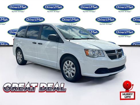 Used 2019 Dodge Grand Caravan SE image 1