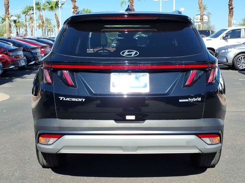 Certified 2025 Hyundai Tucson SEL AWD/4WD image 4