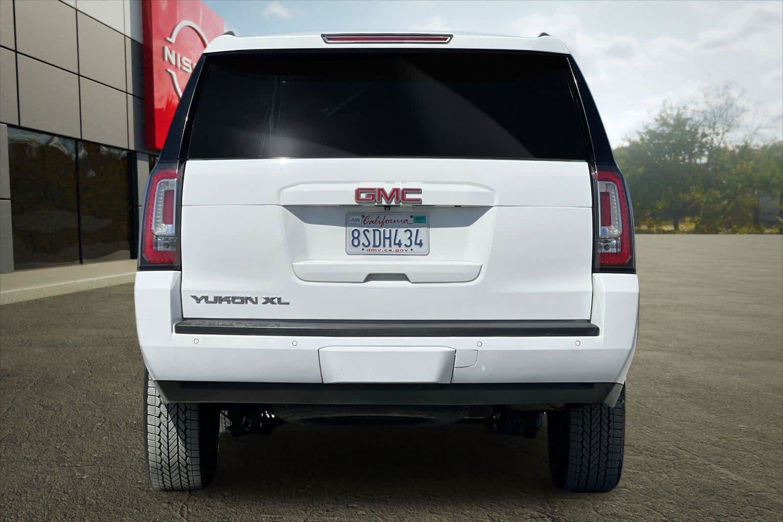 Used 2019 GMC Yukon XL SLT AWD/4WD image 8