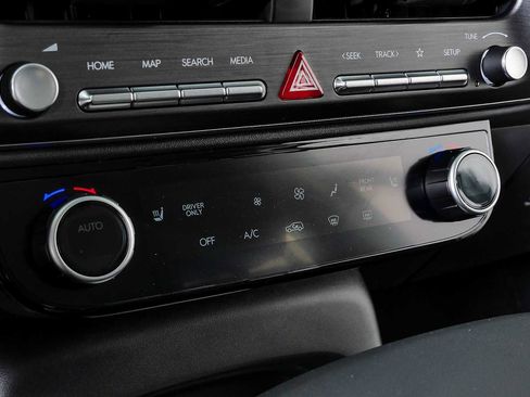 Certified 2026 Hyundai Palisade FWD Hybrid image 16