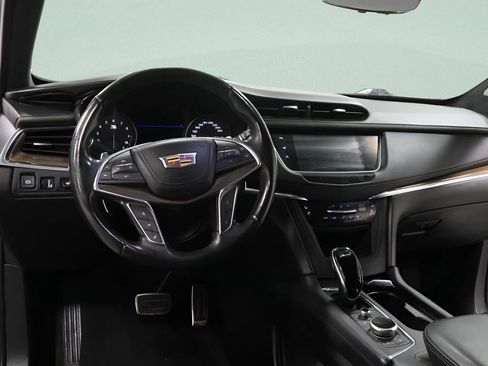 Used 2020 Cadillac XT5 Sportv w/ Platinum Package AWD/4WD image 9